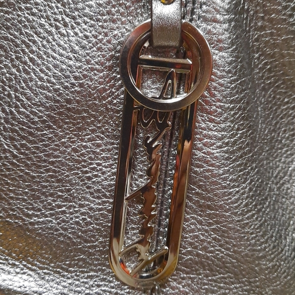 B. MARKOWSKY PEWTER METALLIC TOTE - Picture 2 of 7